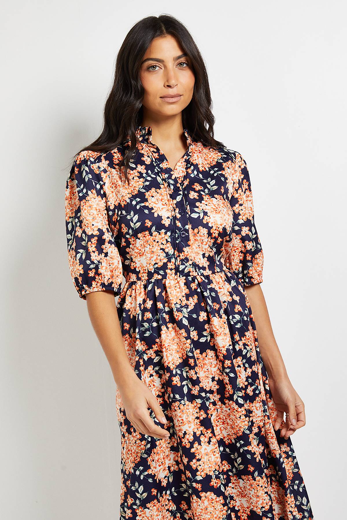 Wallis Robe Midi À Fleurs Avec Manches Bouffantes Et Plis Nervurés