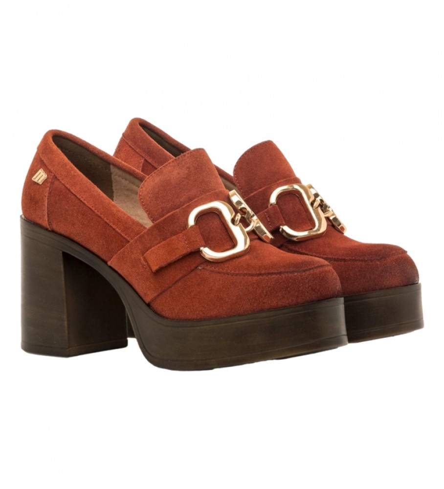 Sapatos Mustang anos 60 em couro vermelho - altura do salto: 8 cm -