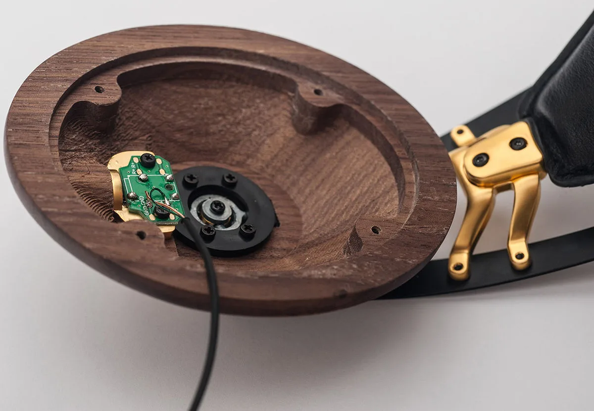 Meze 99 Classics Noyer/Gold   Ifi Audio Hip Dac V3 Packs Casques et DAC