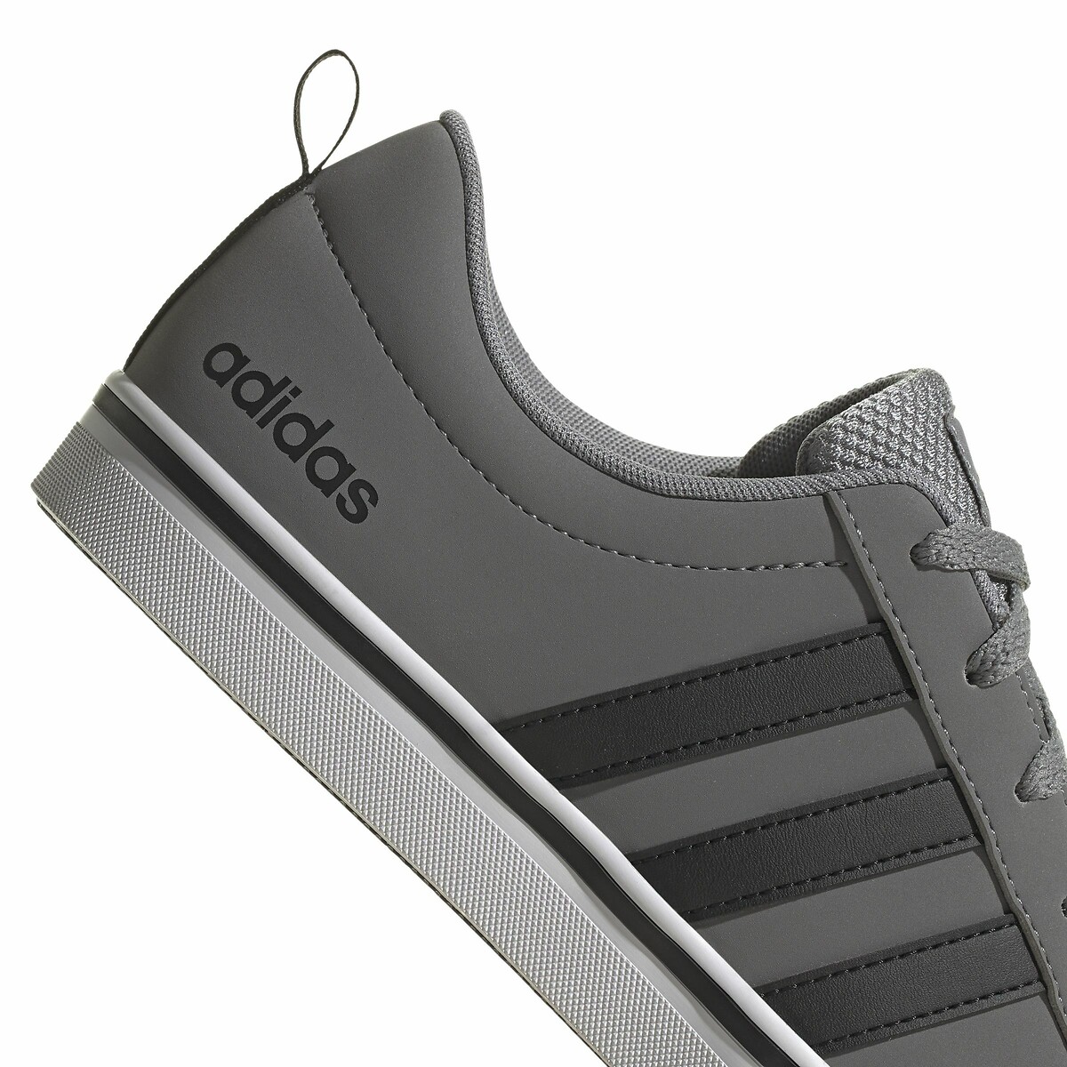 ADIDAS ROUPAS ESPORTIVAS<br>Tênis VS Pace 2.0