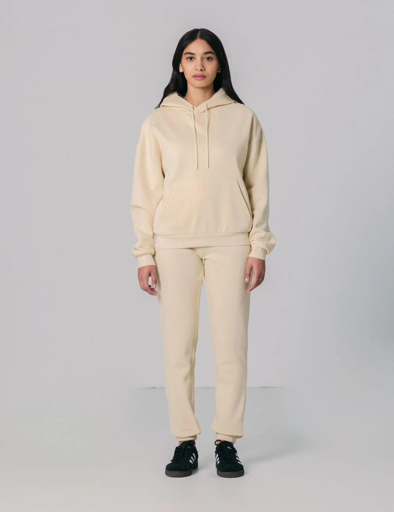 Sweatshirt à capuche beige clair