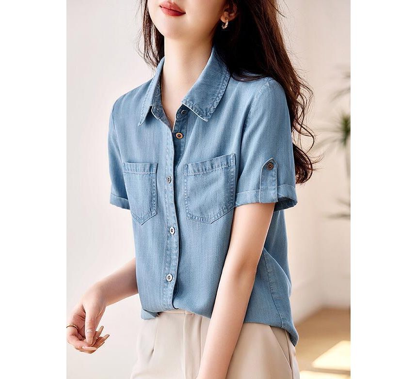Jeonseon - Gewassen denim overhemd met korte mouwen en kraag