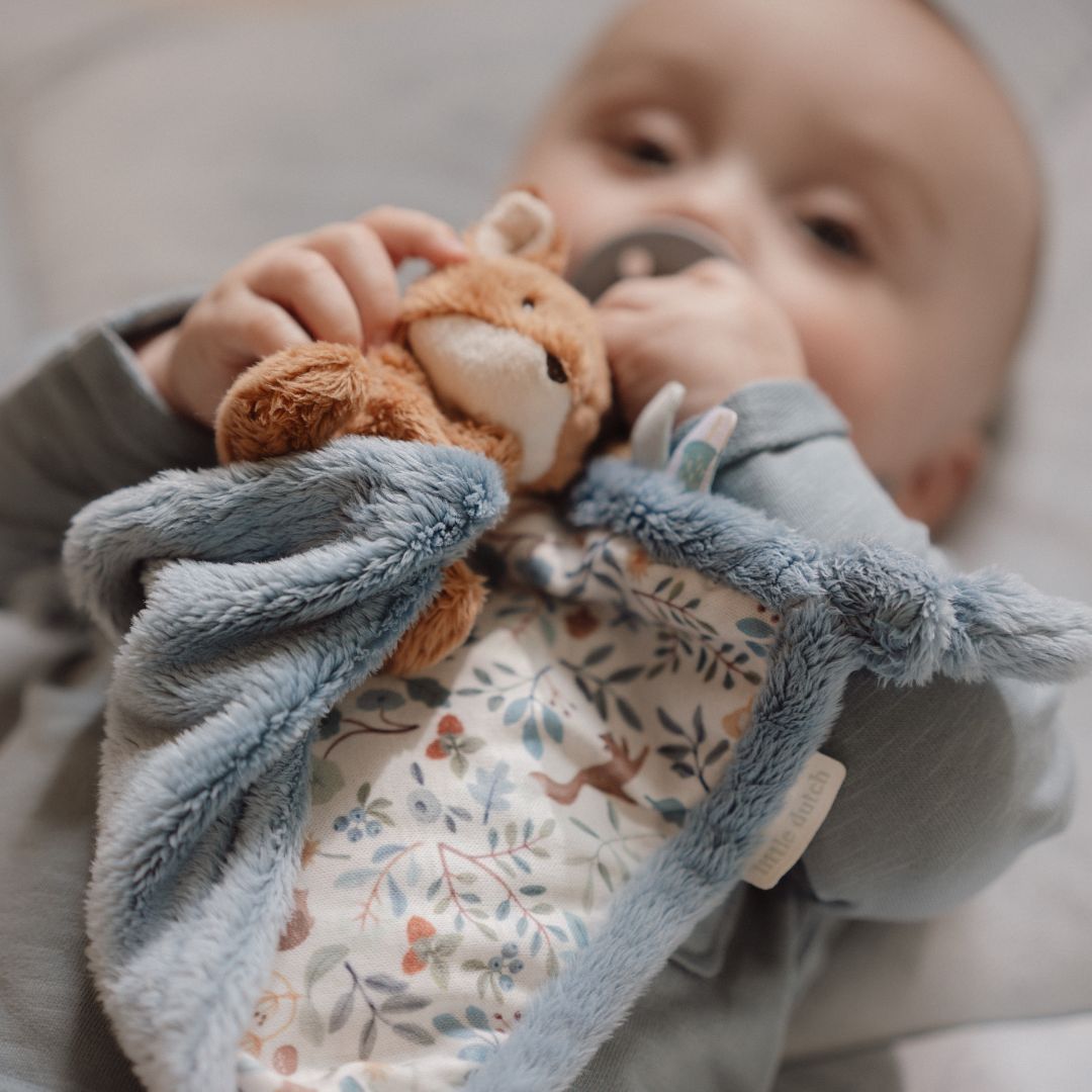 Little dutch knuffeldoekje vos
