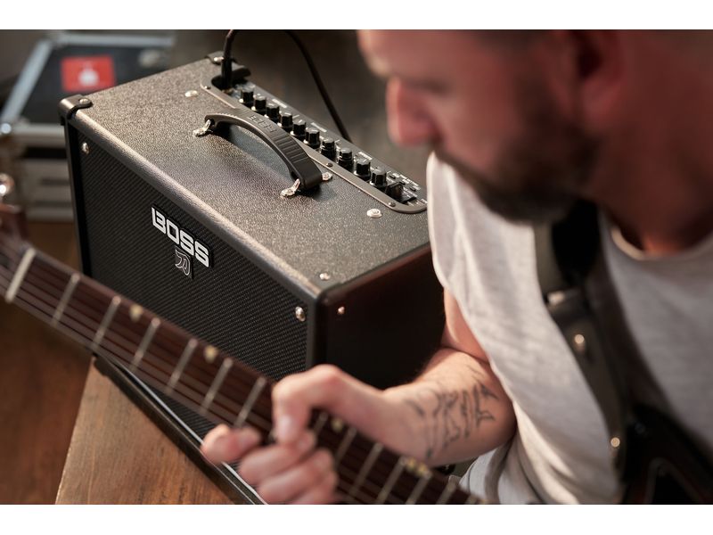 BOSS Combo KATANA-50 GEN 3 50 Watt Modelling Combo Verstärker für E-Gitarre