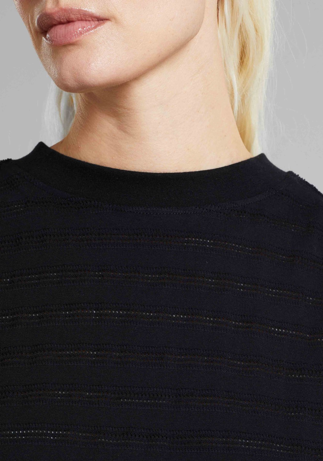 Dedicated Top Namsos Lace Black