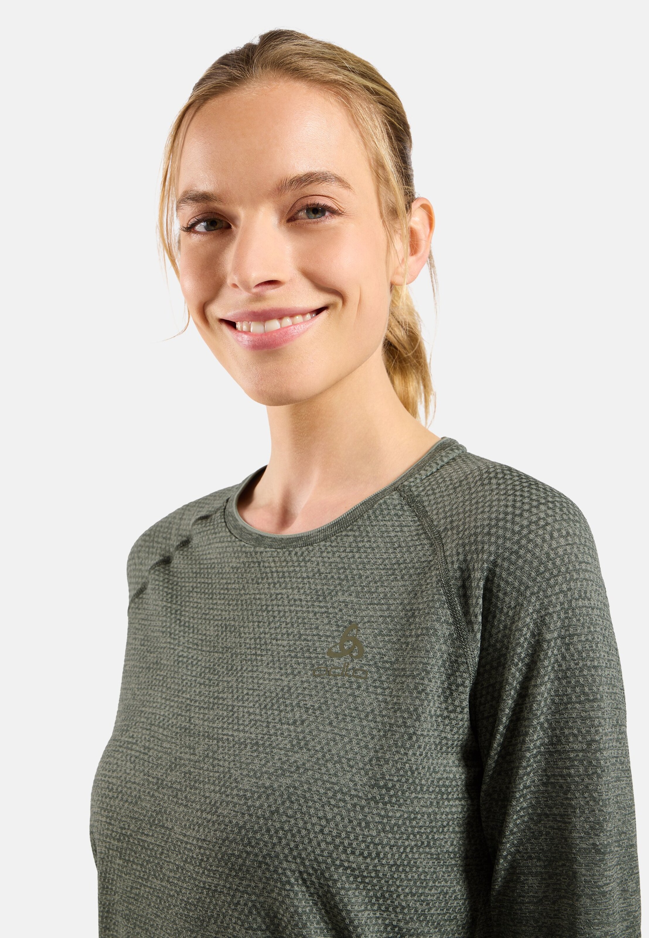 Essentials Seamless Langarm-Laufshirt in shadow melange