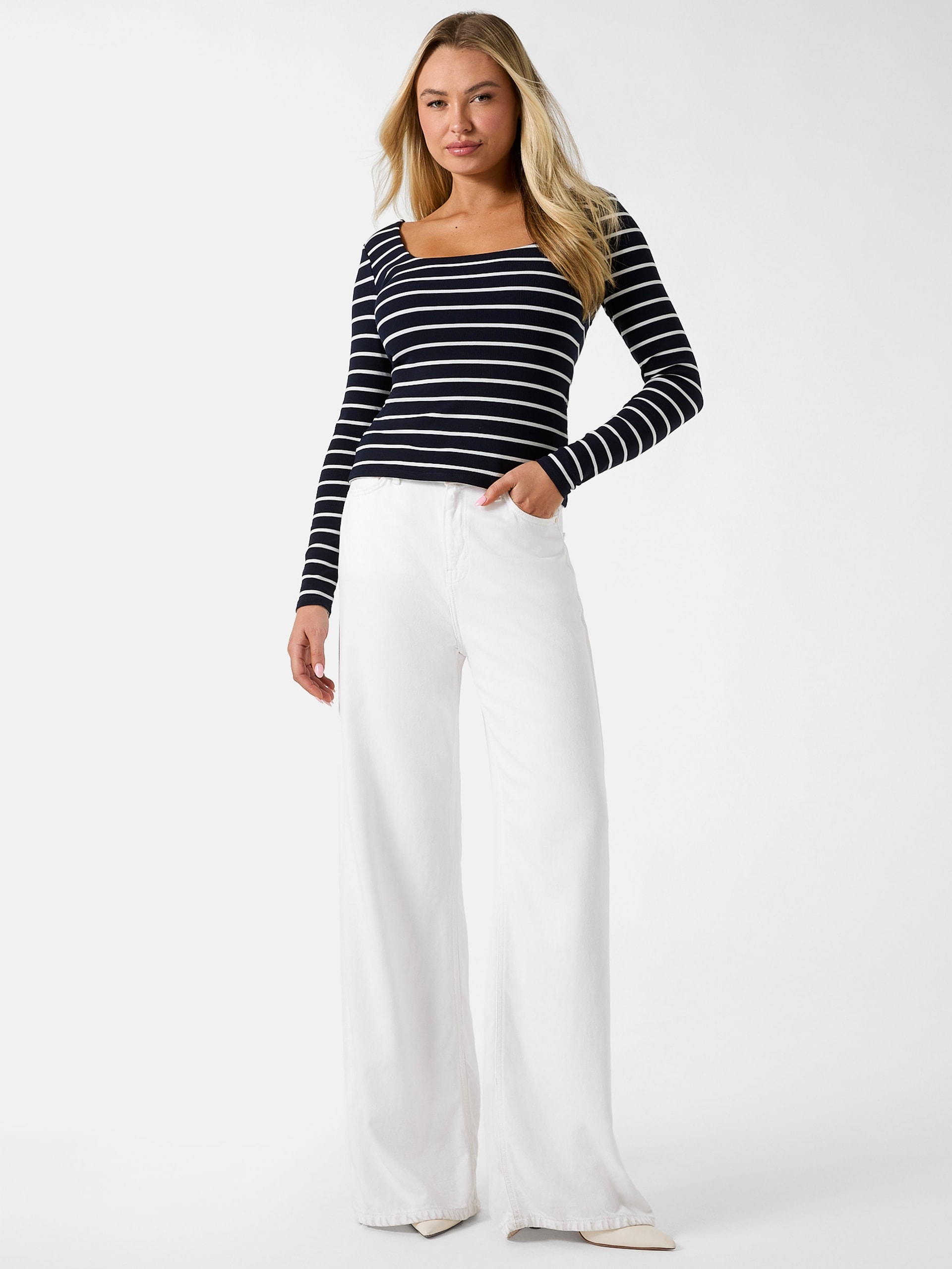 Blusa listrada de corte justo