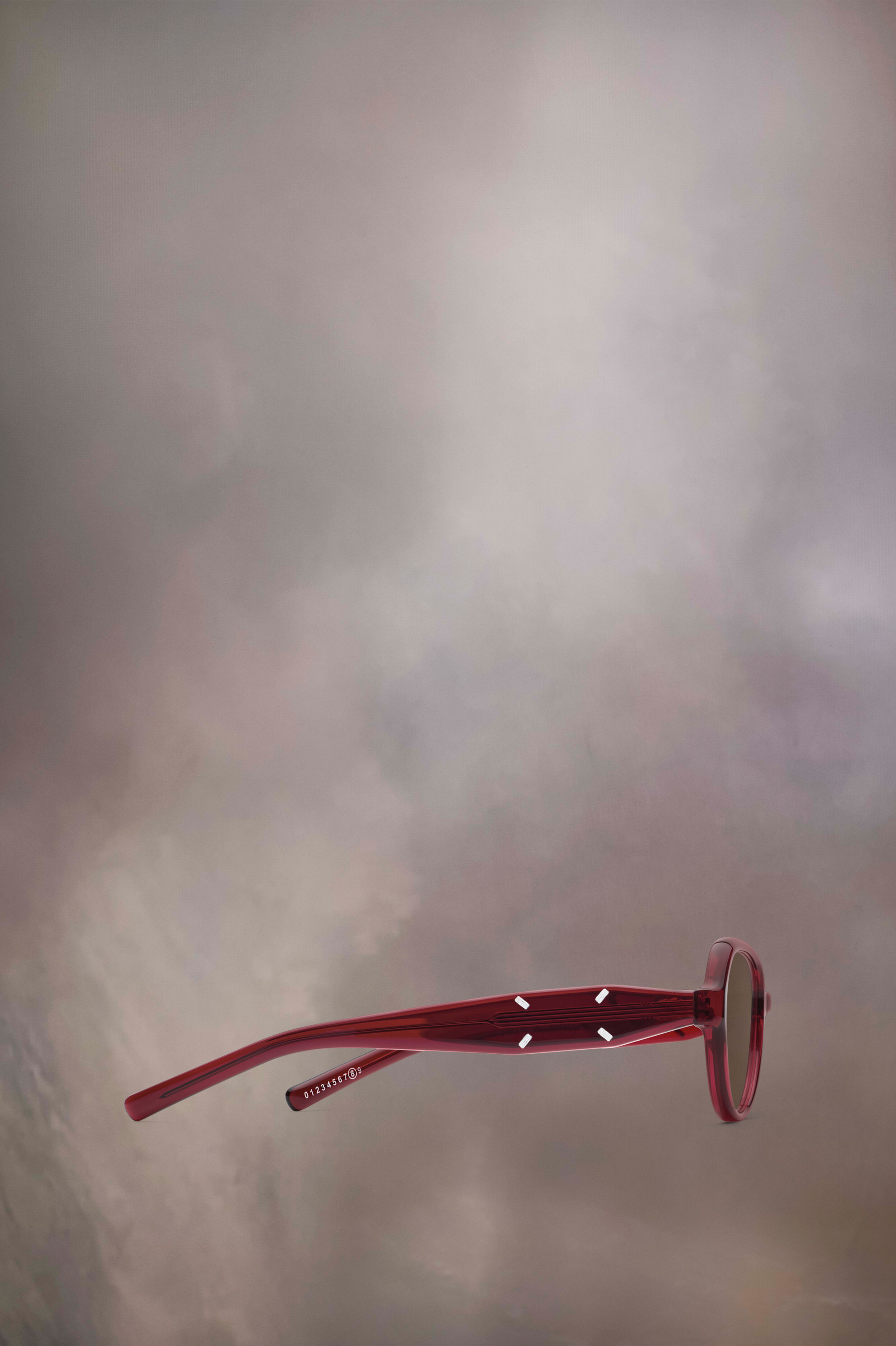Lunettes de soleil aviateur rouges x Gentle Monster​