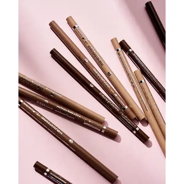 Micro Precise Eyebrow Pencil 06 Auburn
