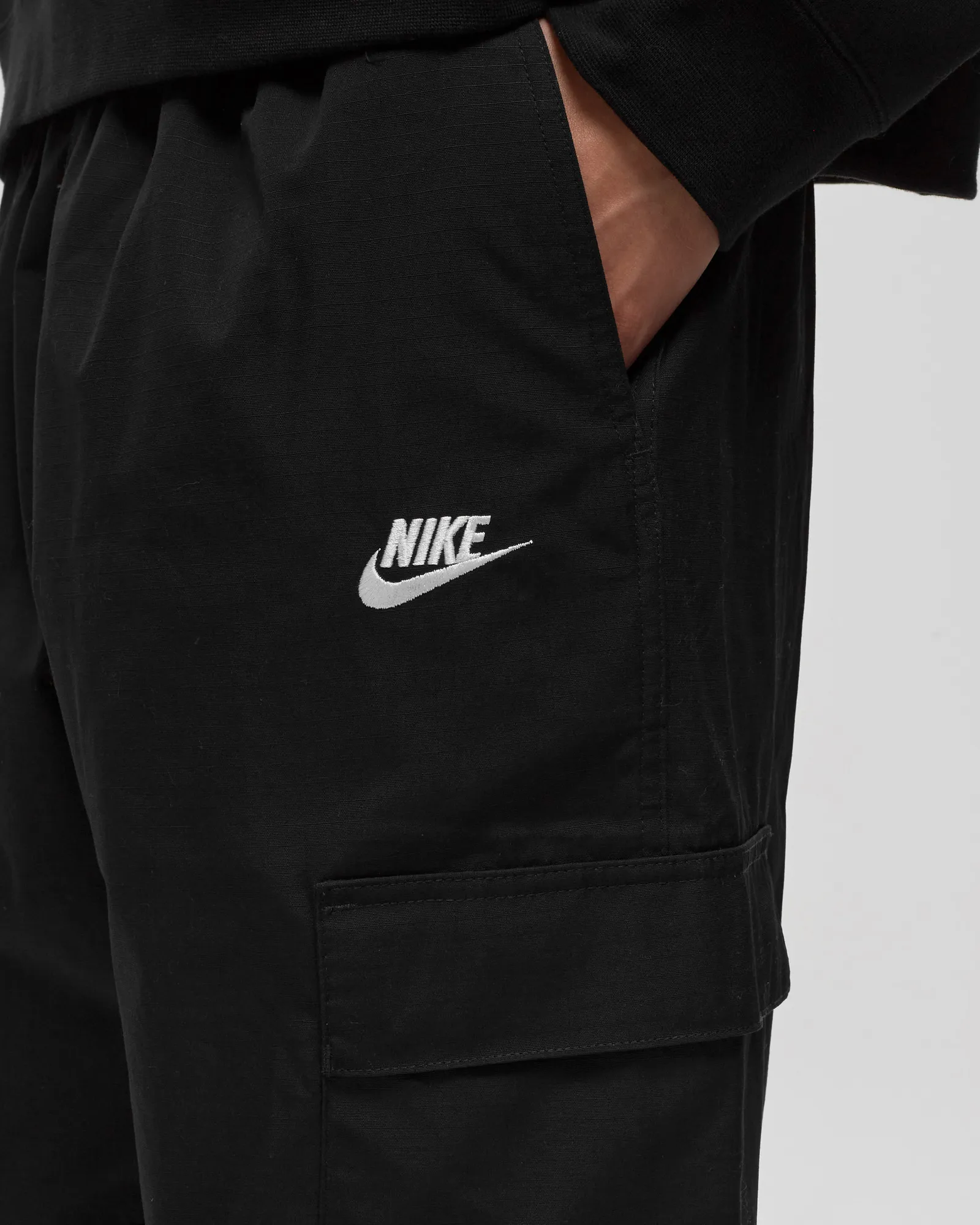 Nike Nike Club Woven Cargo Pants