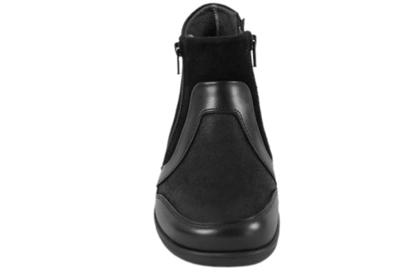 NEW FEET ONSTEAM STØVLE I SORT TEKNISK LÆDER