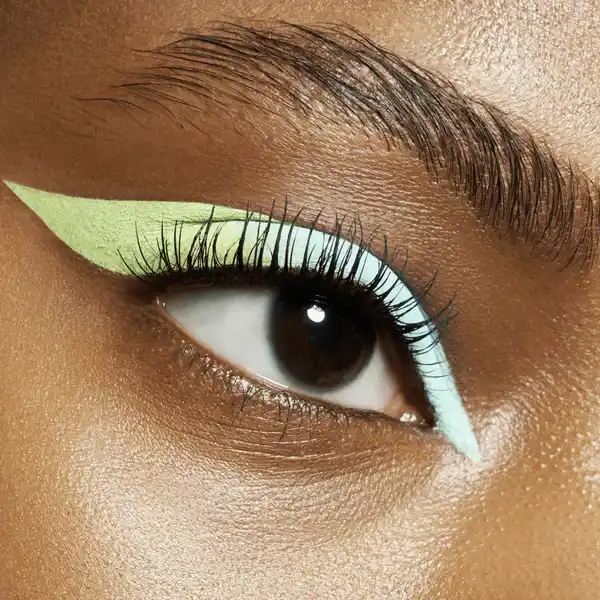 Deep Matte Liquid Eyeshadow 040 Lime Light