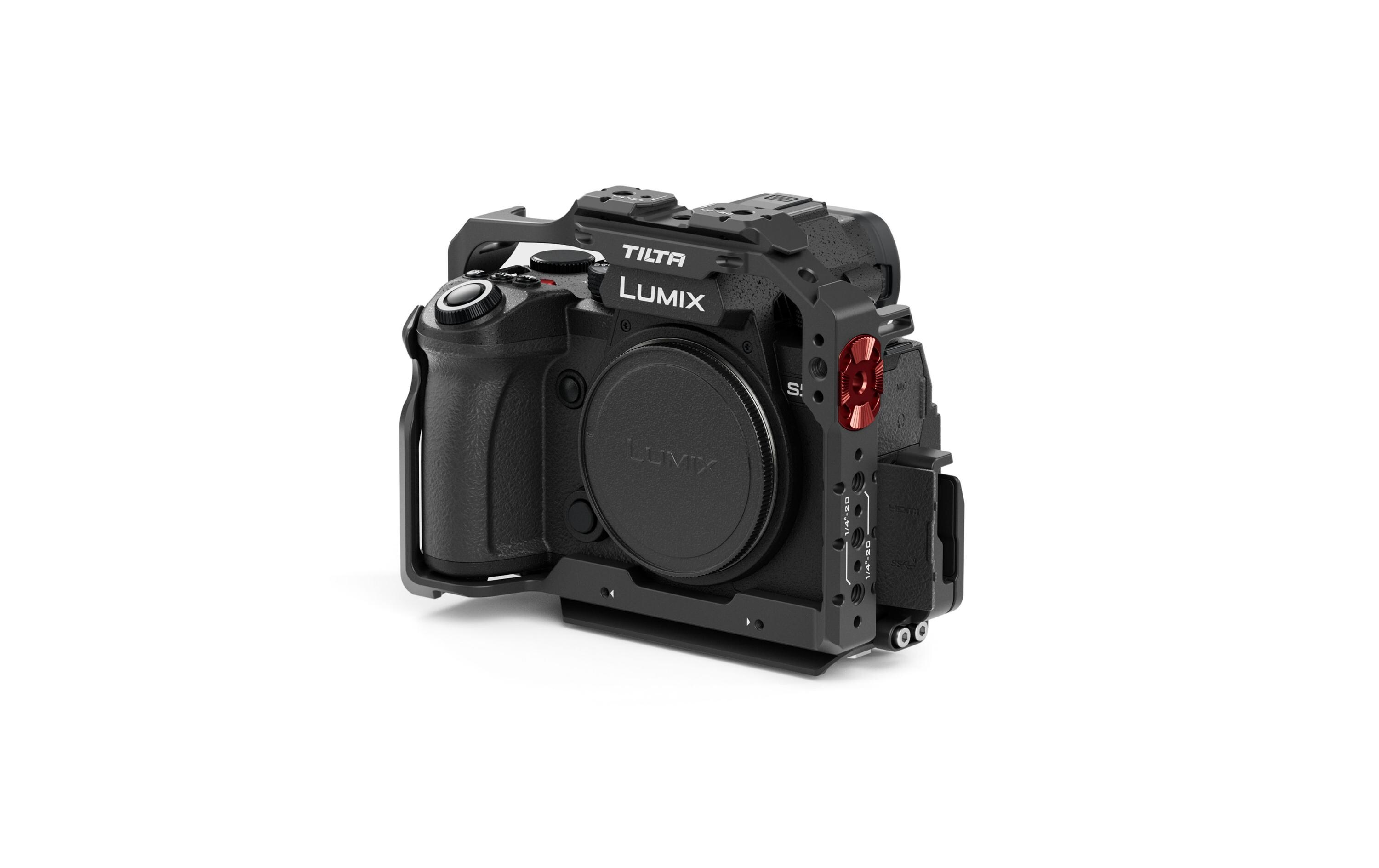 Full Camera Cage für Panasonic S5 II/IIX - SchwarzVerbessert die Funktionalität der Kamera und bietet gleichzeitig zusätzlichen Schutz