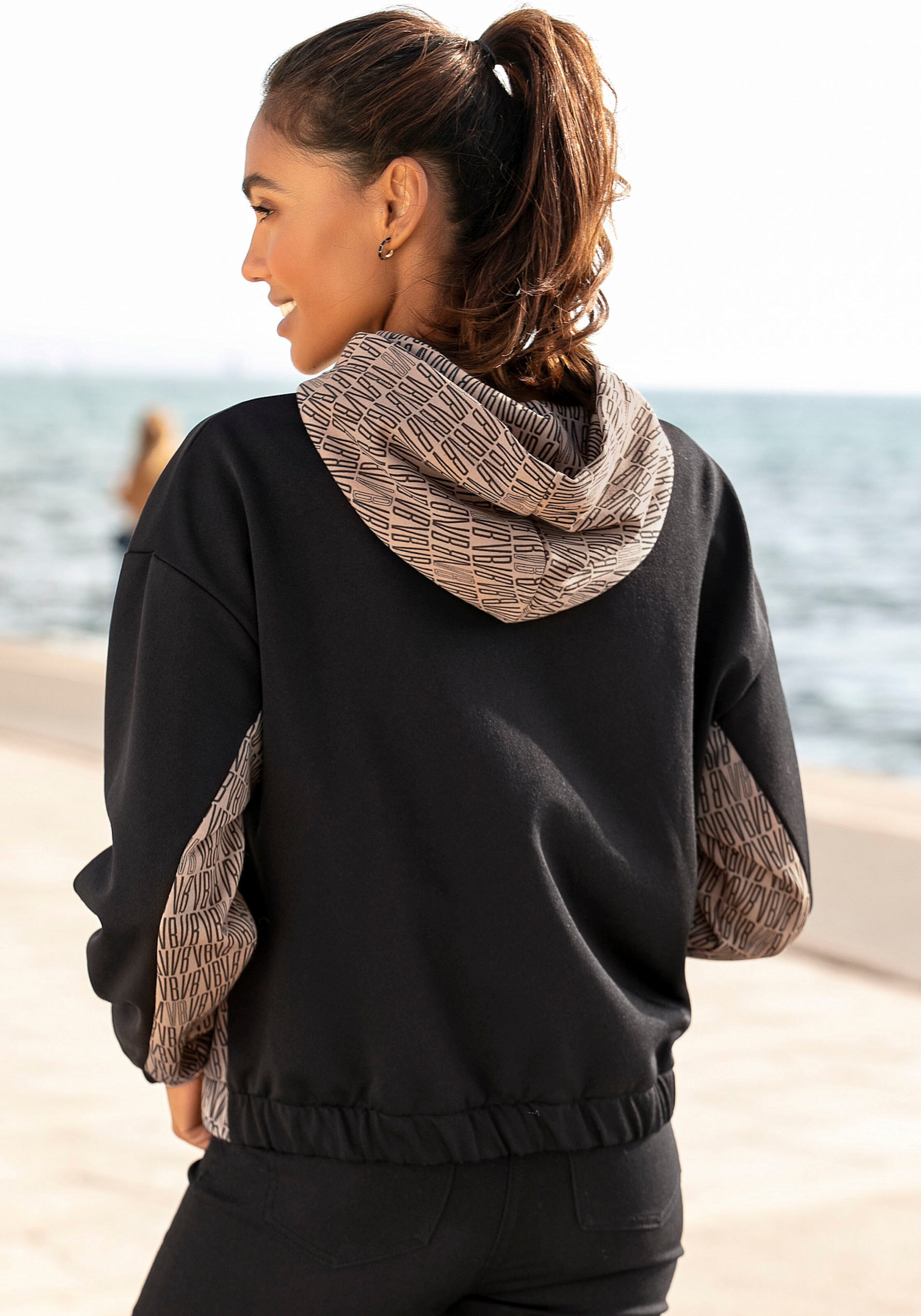 Venice Beach Kapuzensweatshirt in toffee-schwarz
