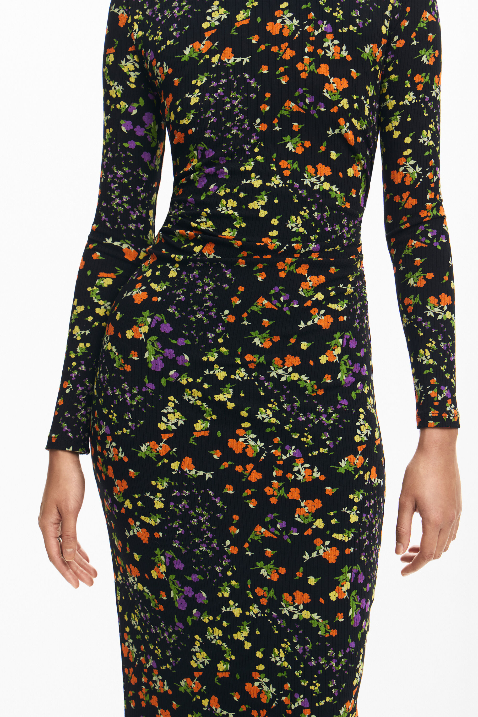 Vestido slim flores