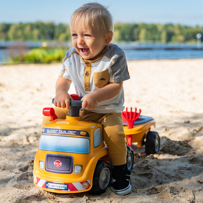 Porteur Super Builder avec remorque