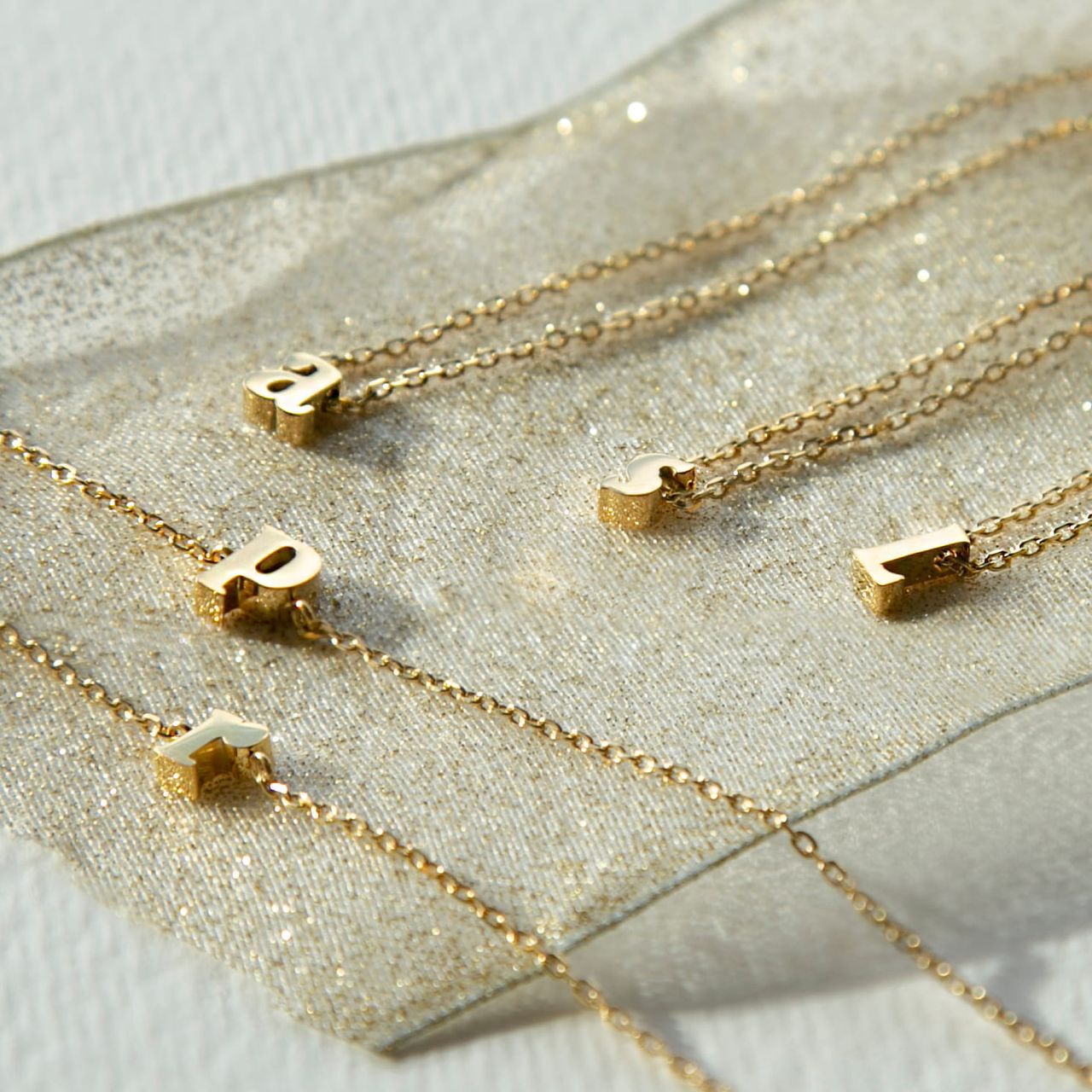 Stalen armband goldplated met letter