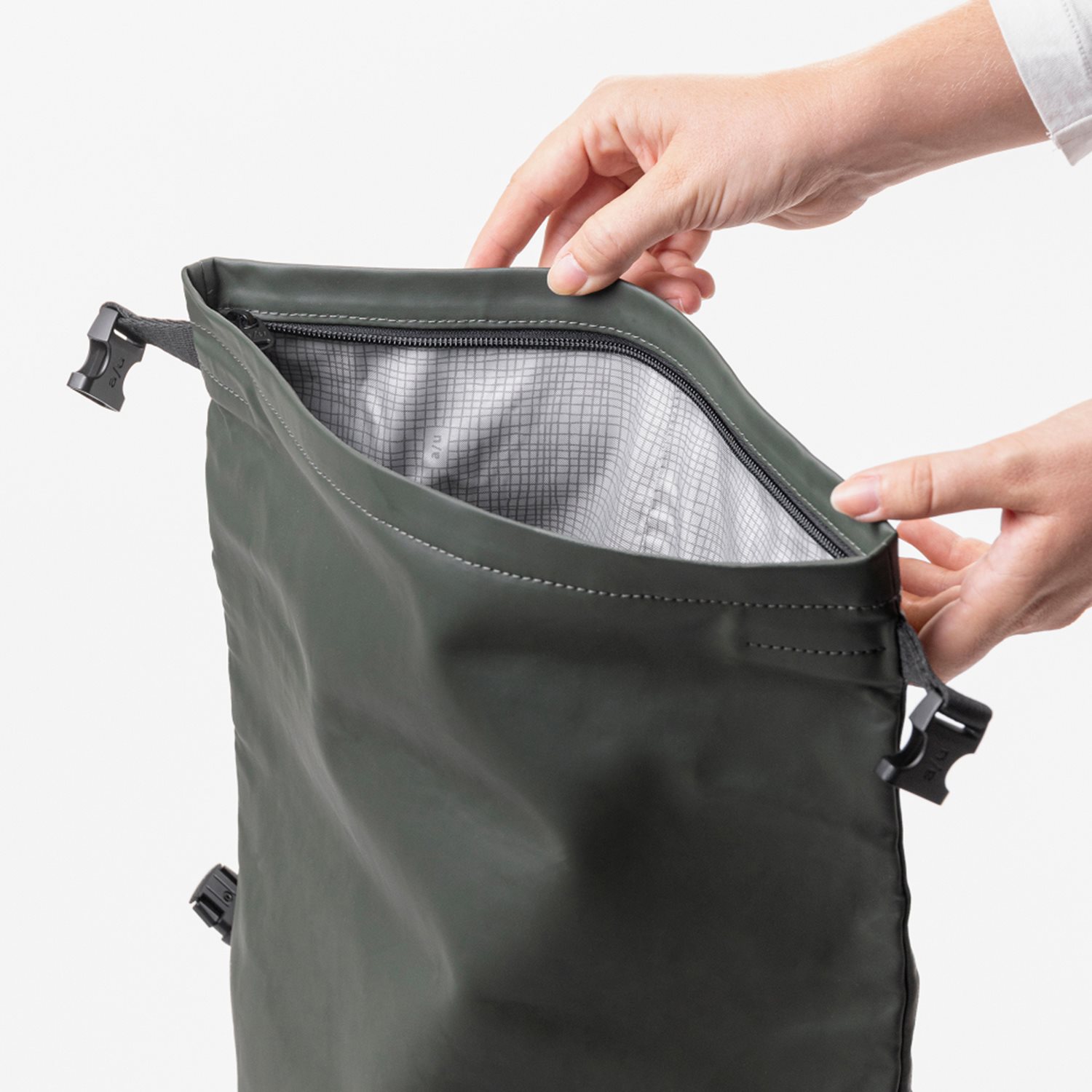 Aunts & Uncles Fukui Japan Nishi Backpack 15