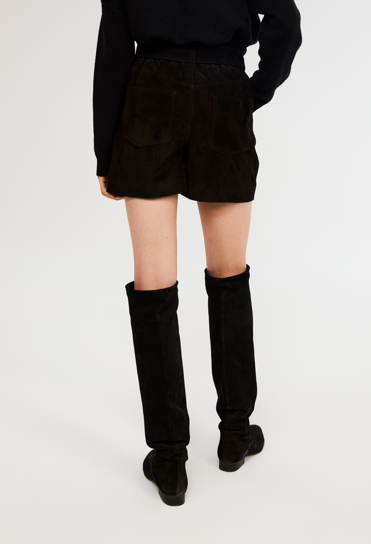 Short en cuir responsable