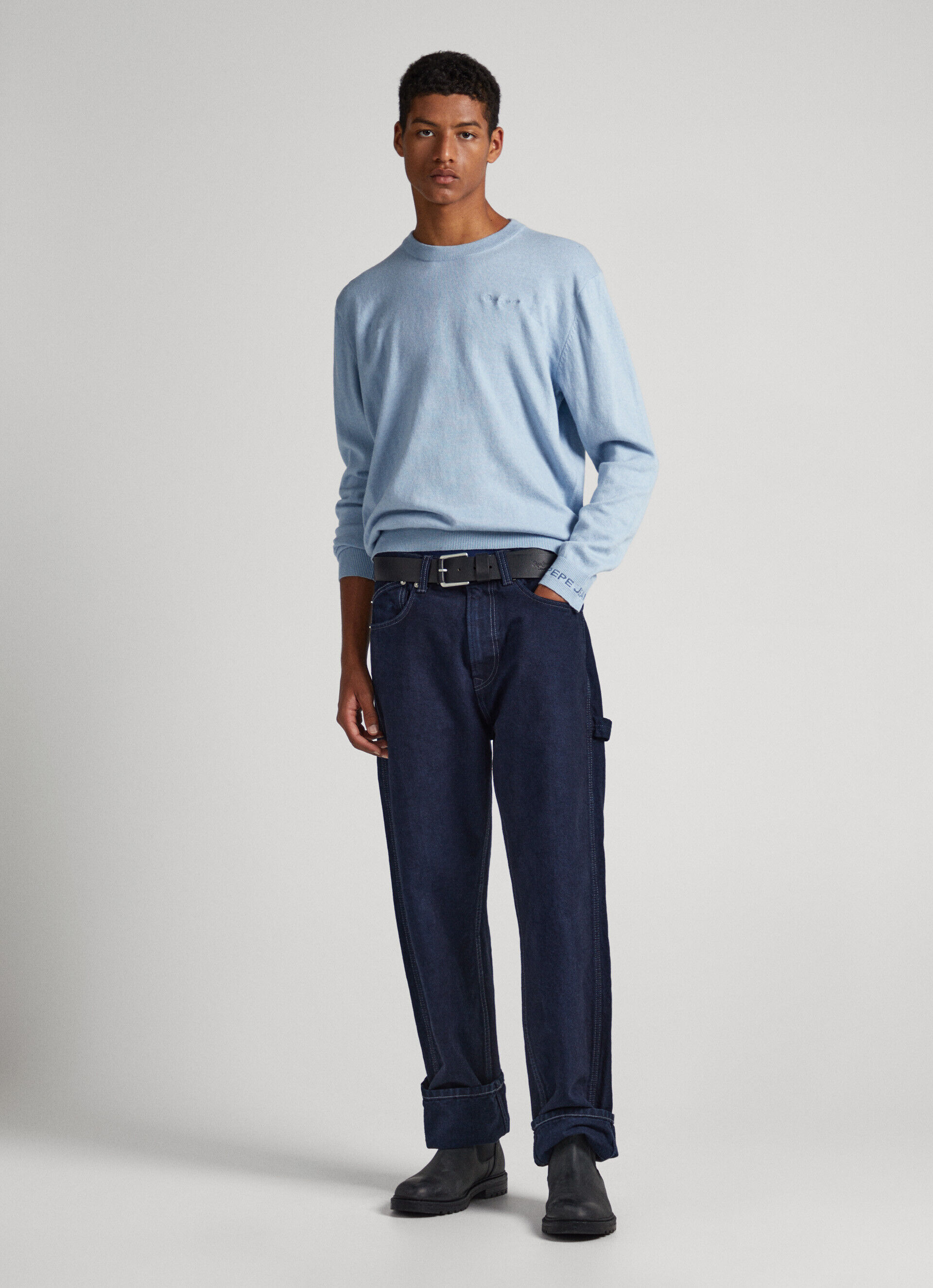 CAMISA DE GOLA REDONDA - azul claro