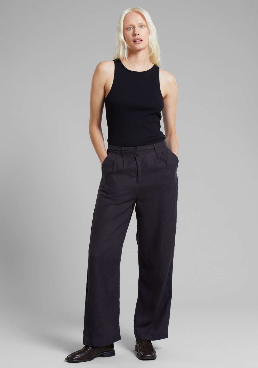 Dedicated Leinenhose Vickleby Phantom Black
