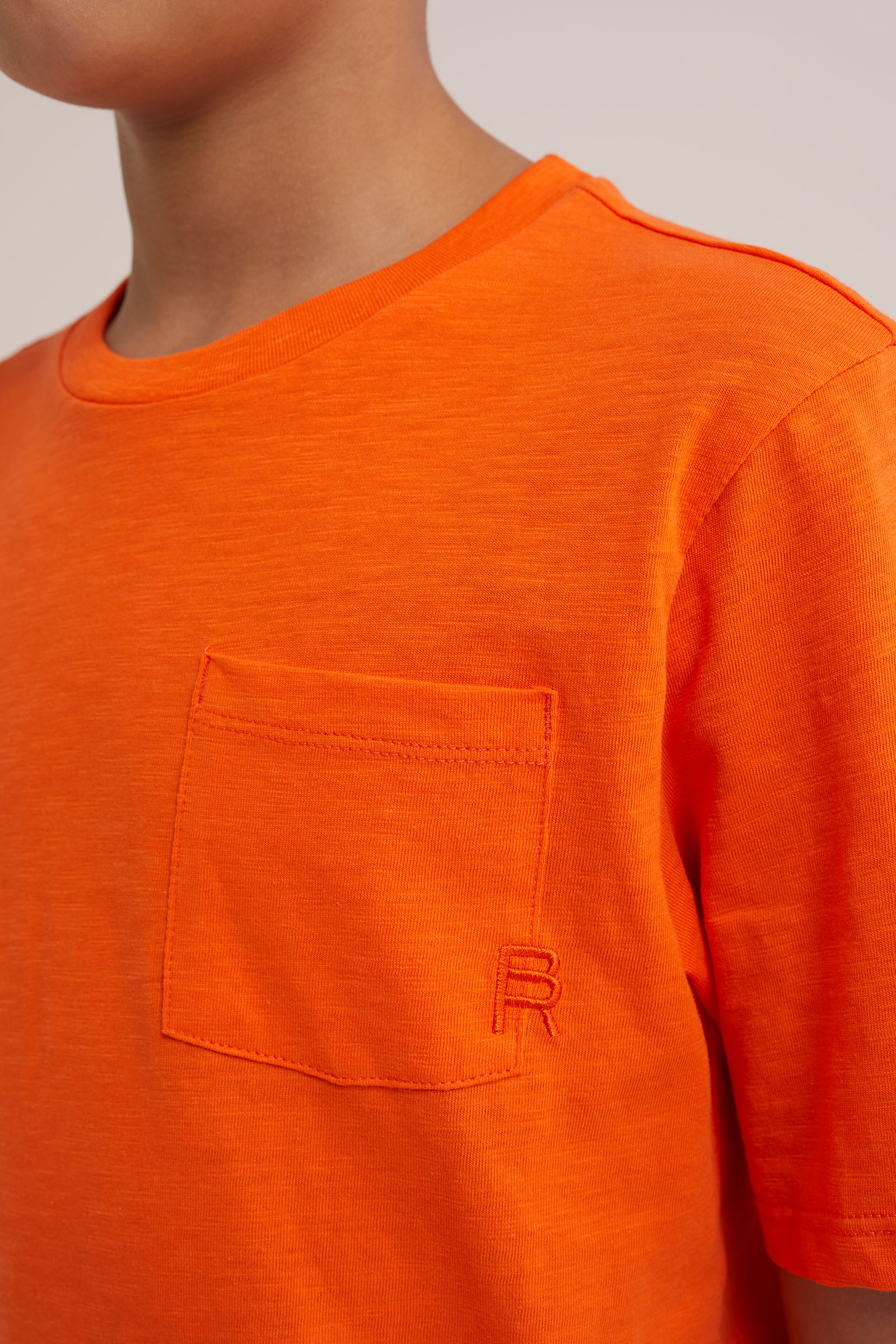 Jongens T-shirt met borstzak WE Fashion Feloranje