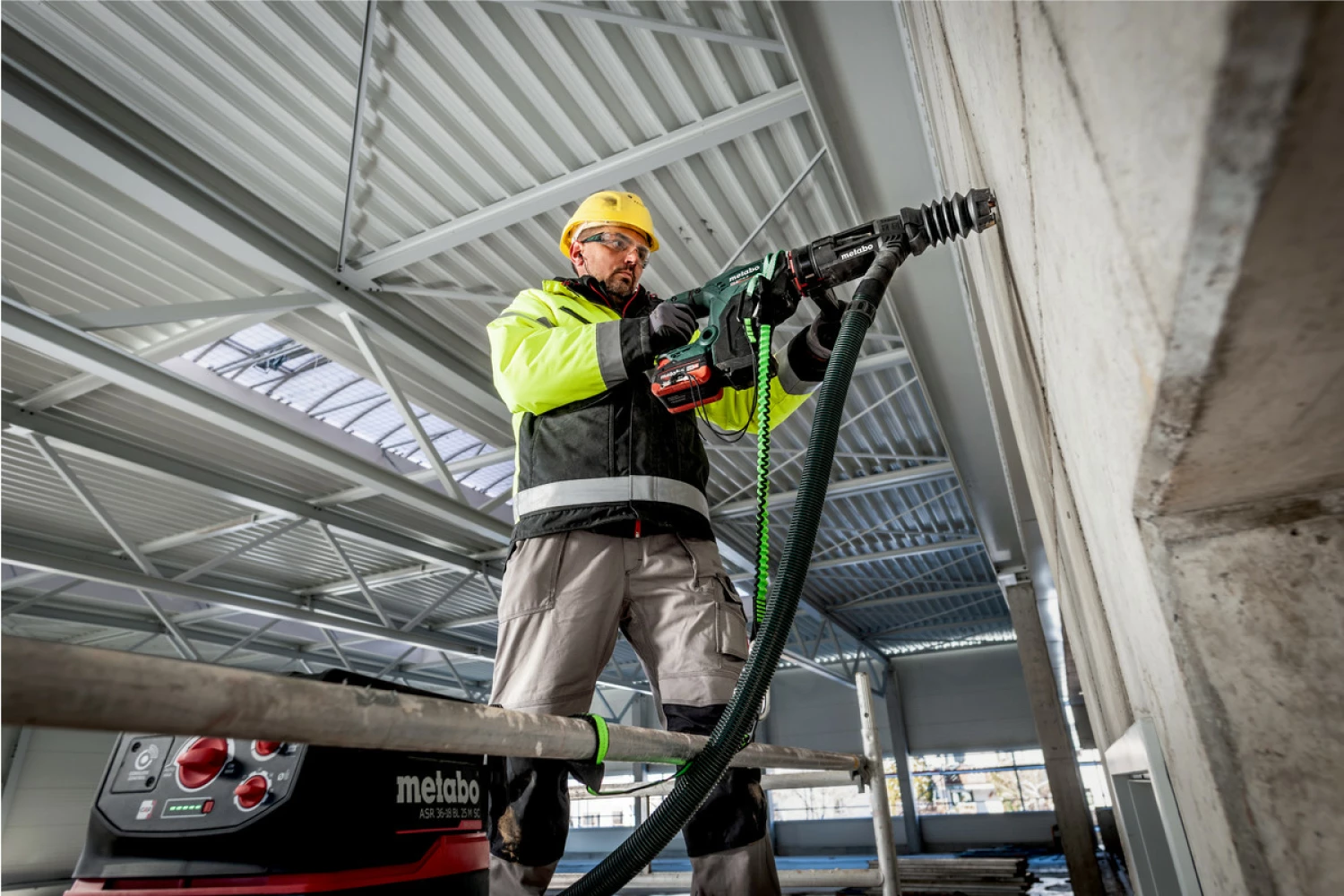 Metabo KHA 18 LTX BL 40 18V Li-Ion accu SDS-Max Boorhamer body in koffer - 600752840