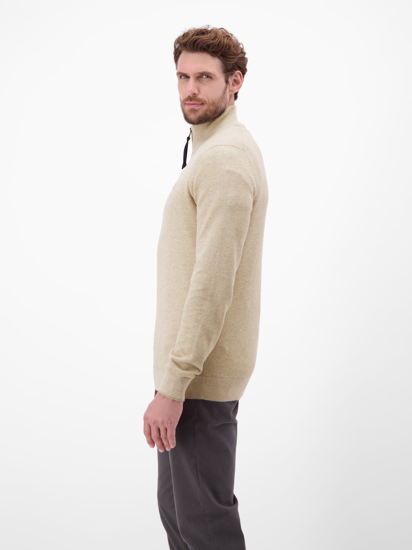 Herren Stricktroyer in lebendiger Optik