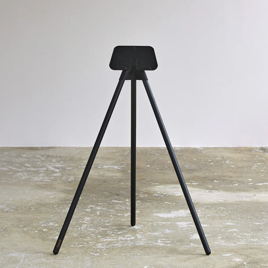 Tons iPad Stand med mobilholder smoked oak