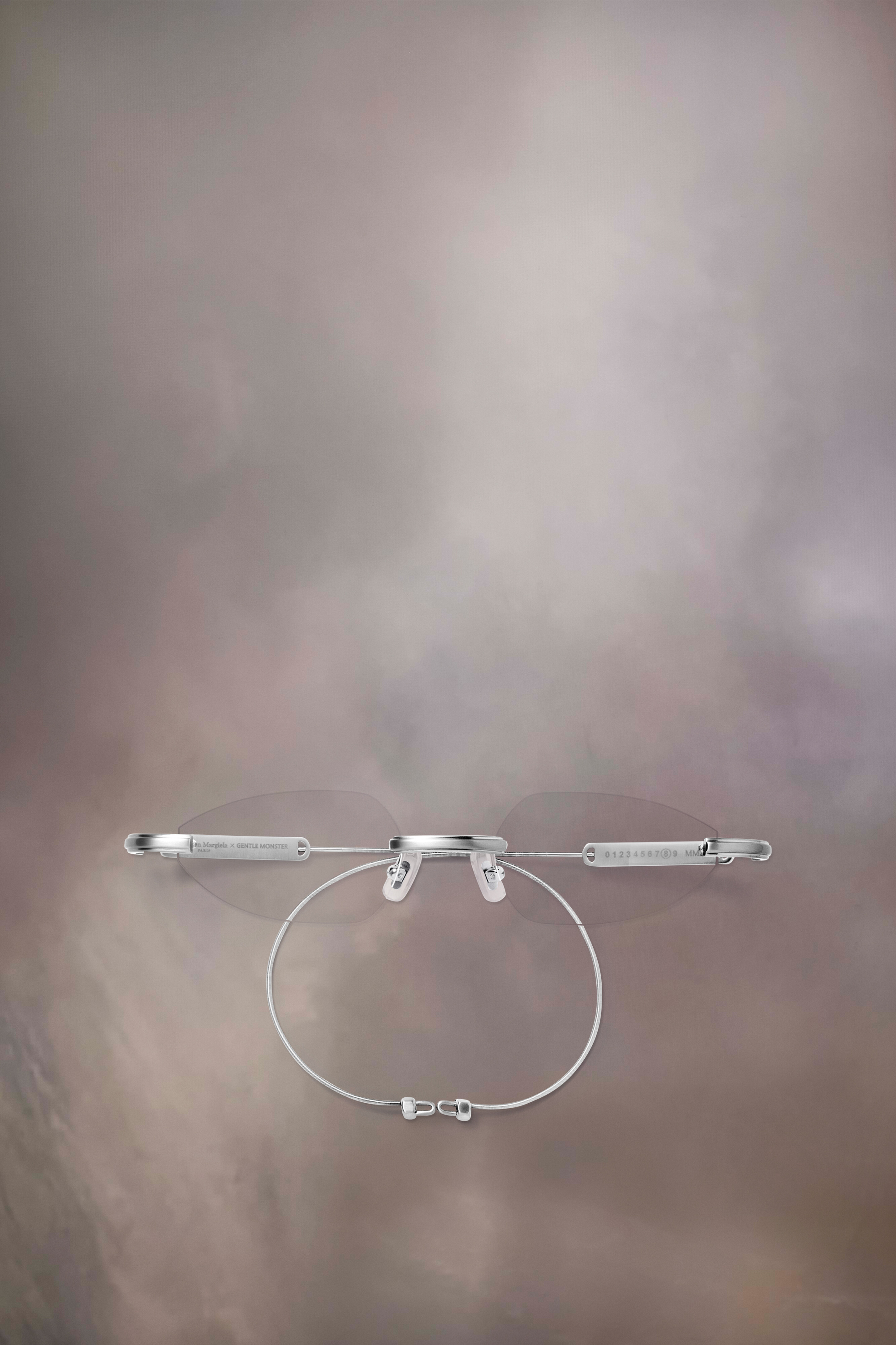 Lunettes ovales sans monture en métal x Gentle Monster​