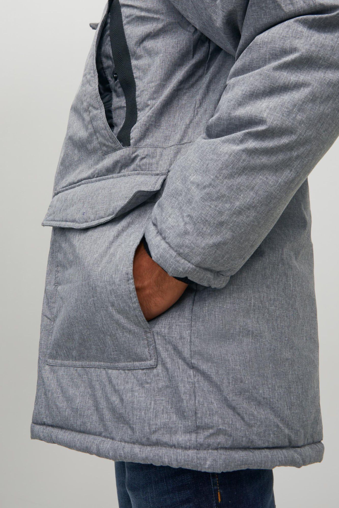 Parka com capuz de pele