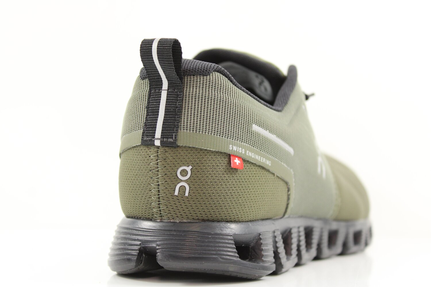 On Cloud 5 waterproof