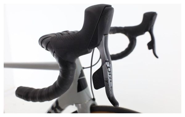 Produit reconditionné · Factor O2 VAM Carbone AXS 12V · Gris / Vélo de route / Factor | Bon état