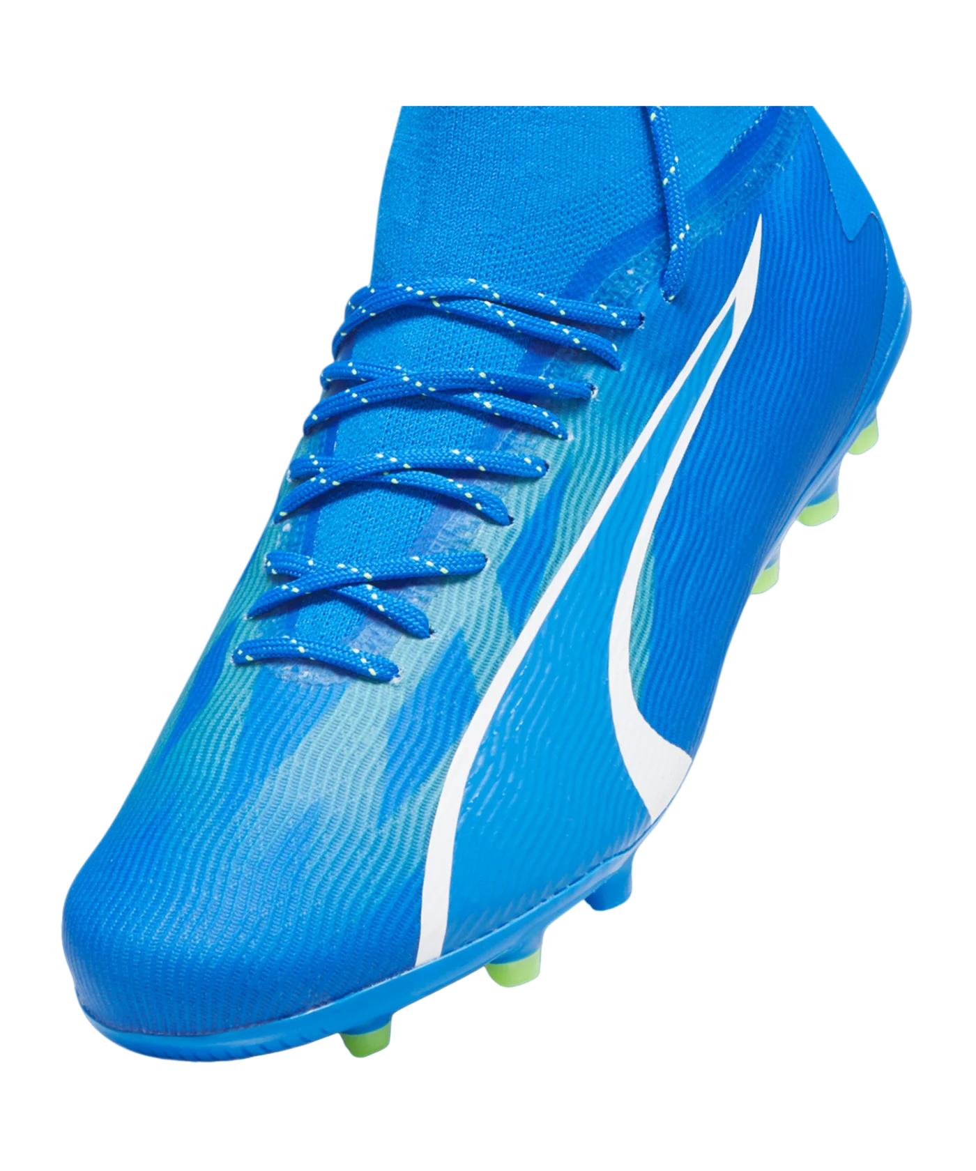 PUMA ULTRA Pro MG Gear Up Blau Weiss F03