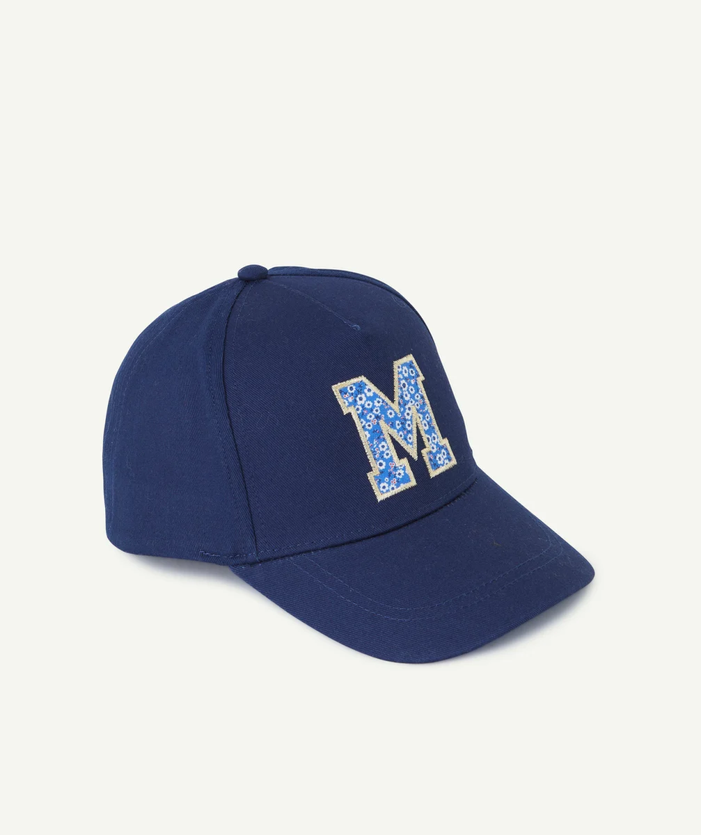 CASQUETTE FILLE BLEUE MARINE AVEC PATCH BRODÉ LETTRE