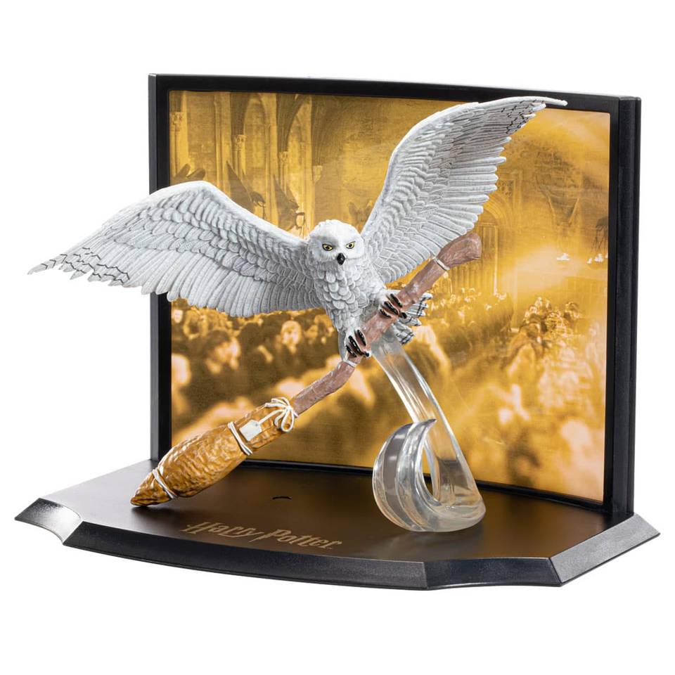 Harry Potter Toyllectible Treasures figuur Hedwig en Nimbus 2000