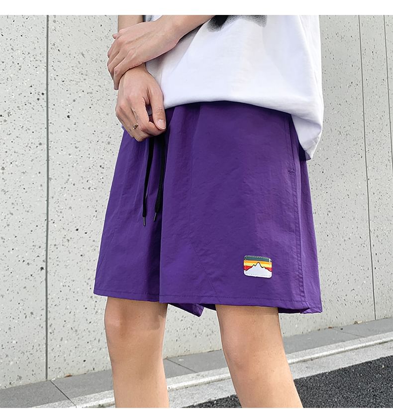 Antaeus - Mid Rise Applique Shorts