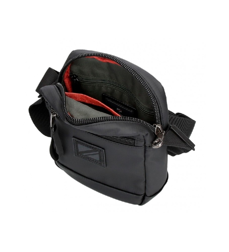 Bolsa transversal pequena Pepe Jeans com alças e bolso frontal, preta.