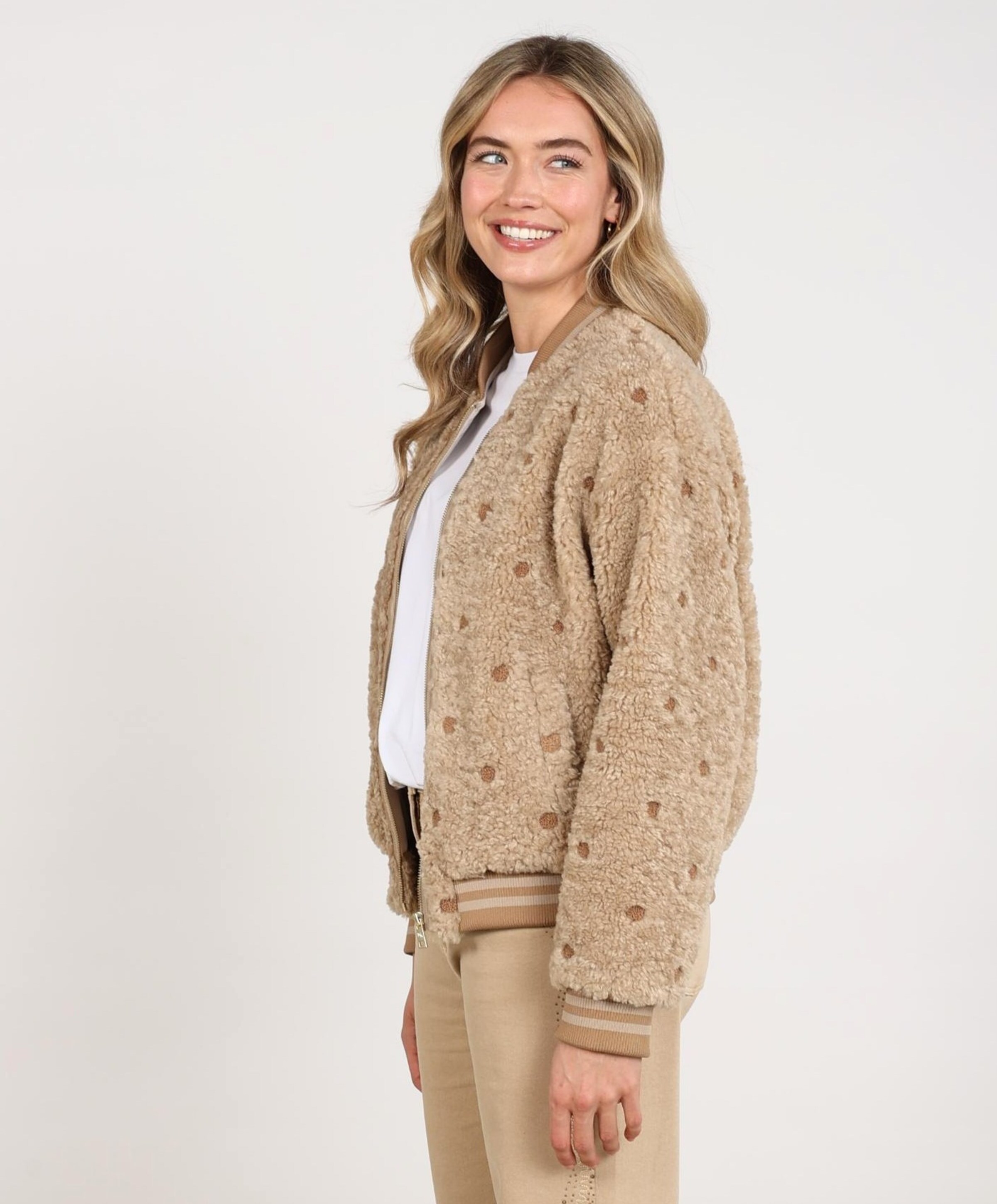 Nukus Dames jas beige