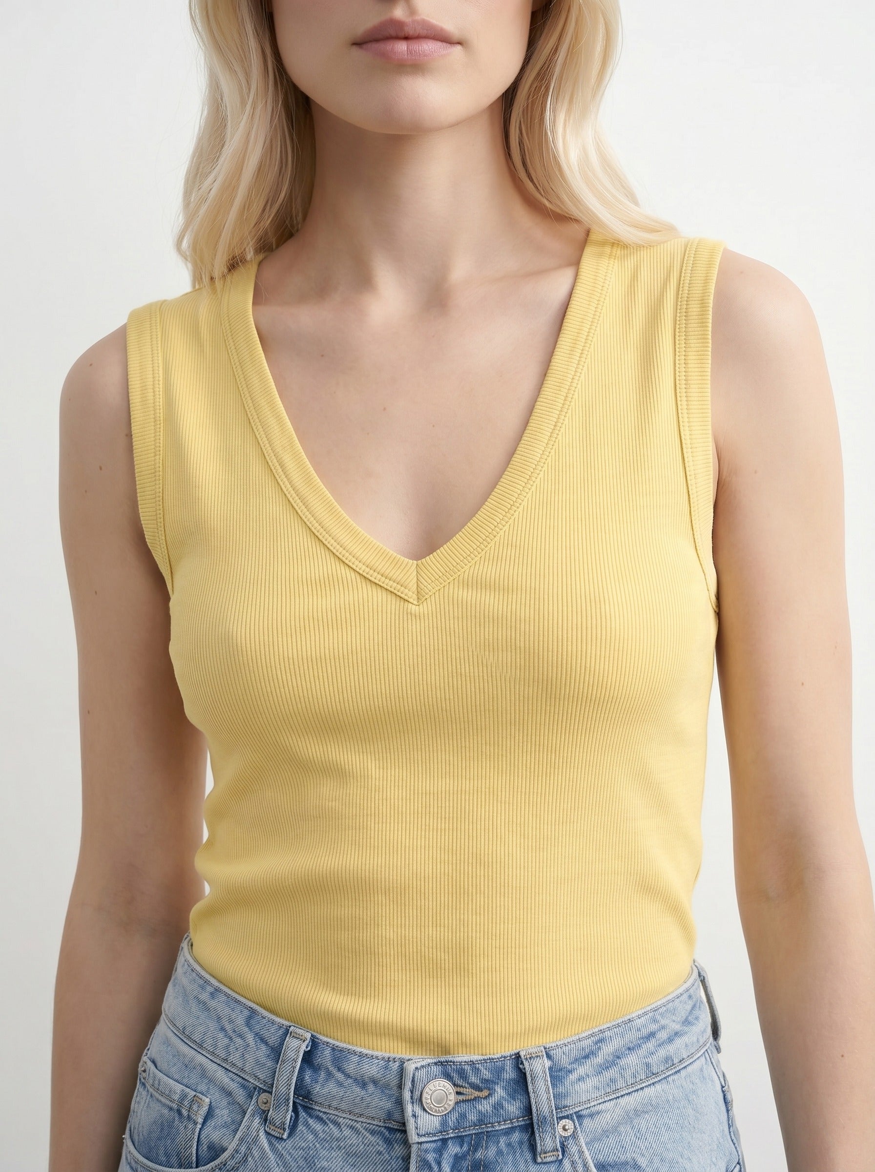 VMCHLOE Top