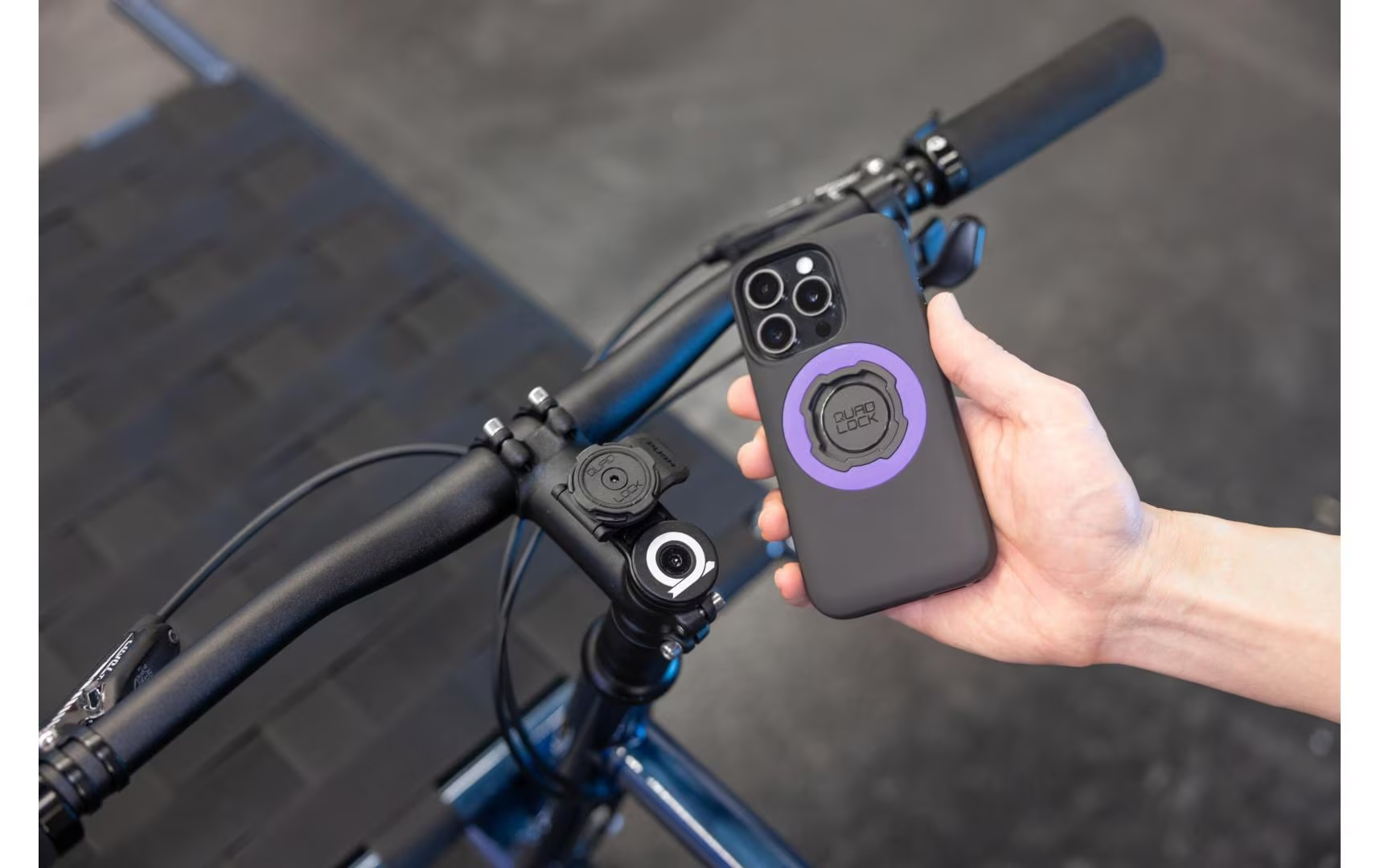 Stem Cap Mount Universal Fahrrad Velo Vorbau Halterung mit Sicherungsverschluss (QLM-SCM) - Schwarz