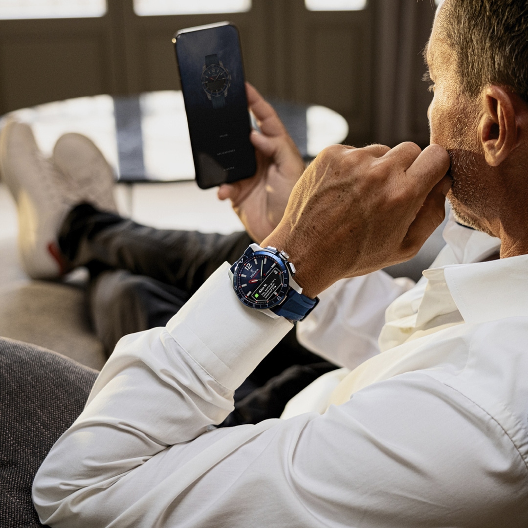 Festina Connected D Titan Dunkelblau Ø 44 mm