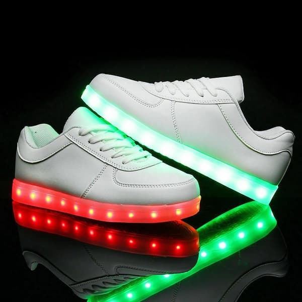 LED Sneakers med lisser, størrelse 35, Hvit