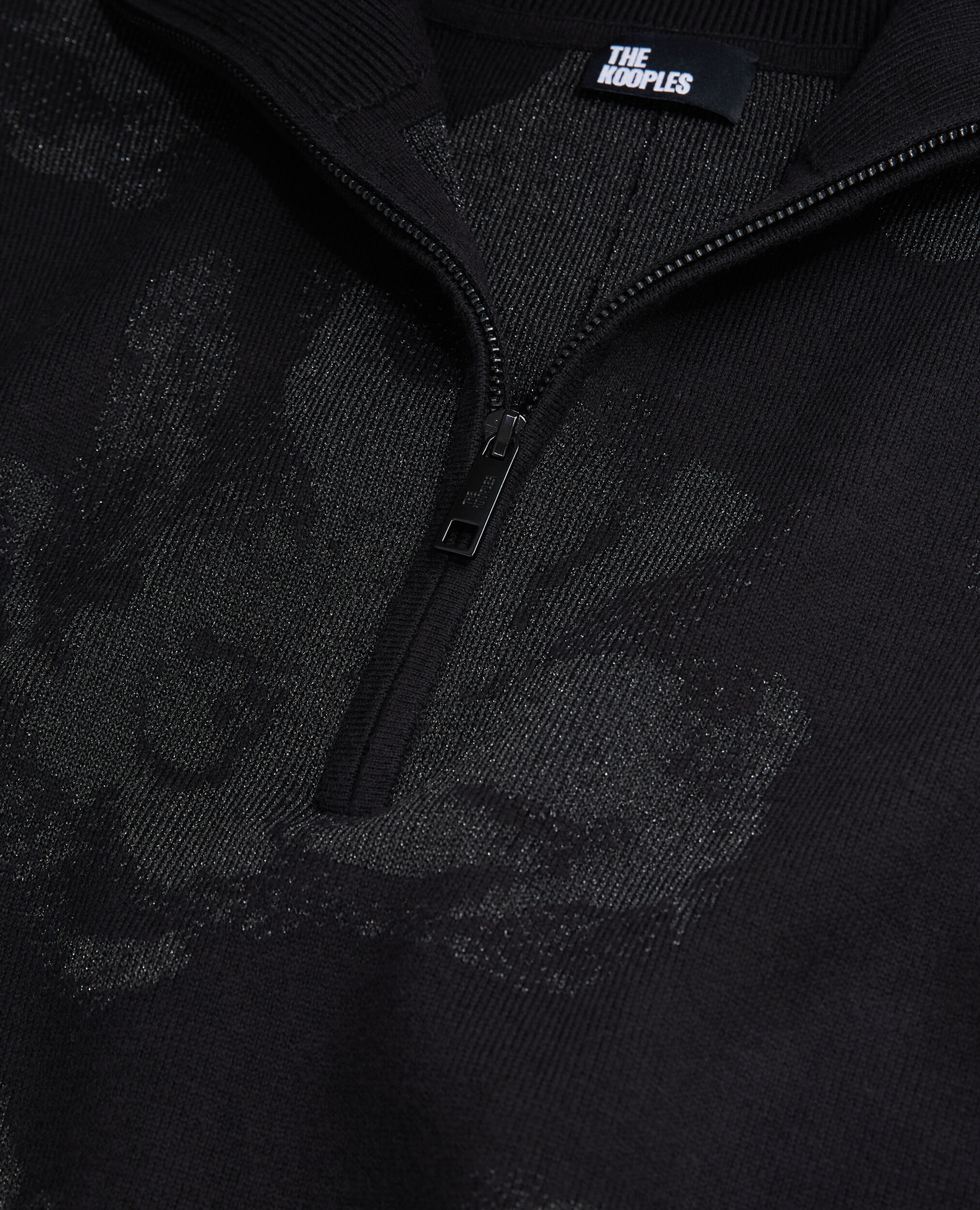 Pull noir en laine mélangée avec motifs lurex