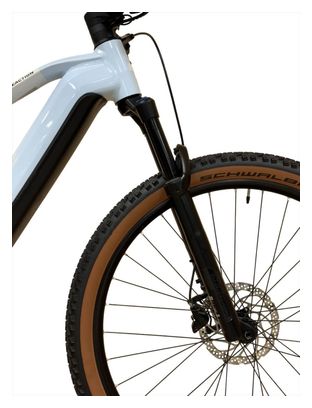 Produit reconditionné . Cube Reaction Hybrid Pro 625 SHIMANO DEORE 2024 . VTT électrique . Cube . très bon état