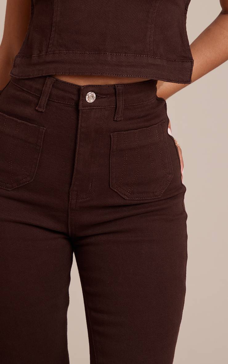 Dark Chocolate Jean Évasé Ajusté En Denim Petite