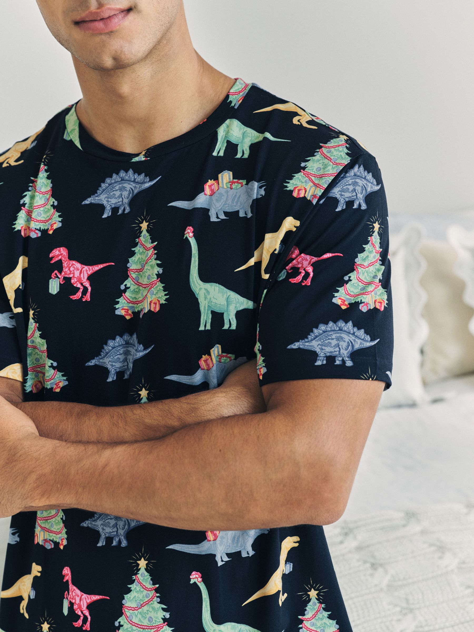Chelsea Peers Kerstmis Lange Pyjama met Dinosaurusprint