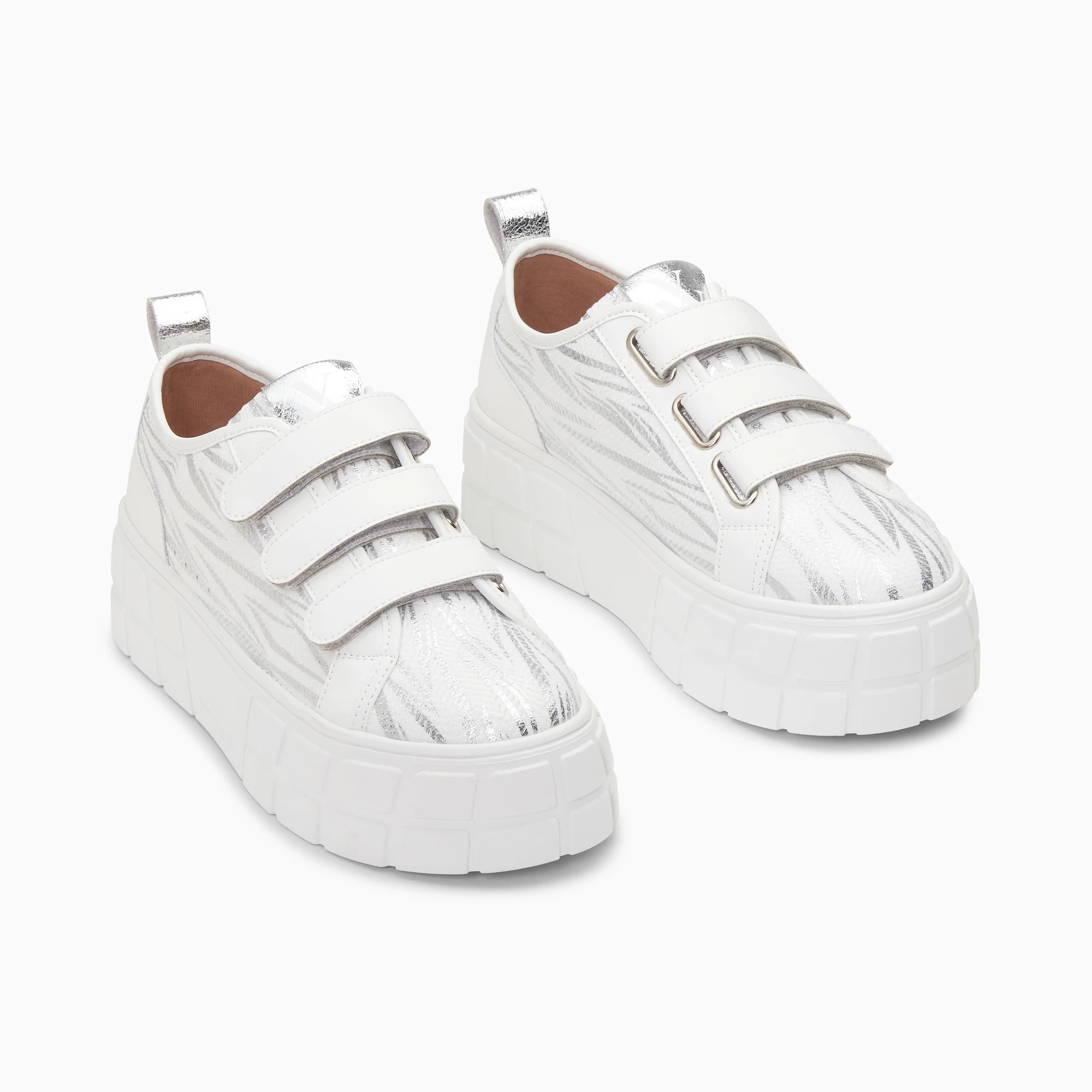 Sneakers-Baskets Bridget blanc et argent zébré à plateforme