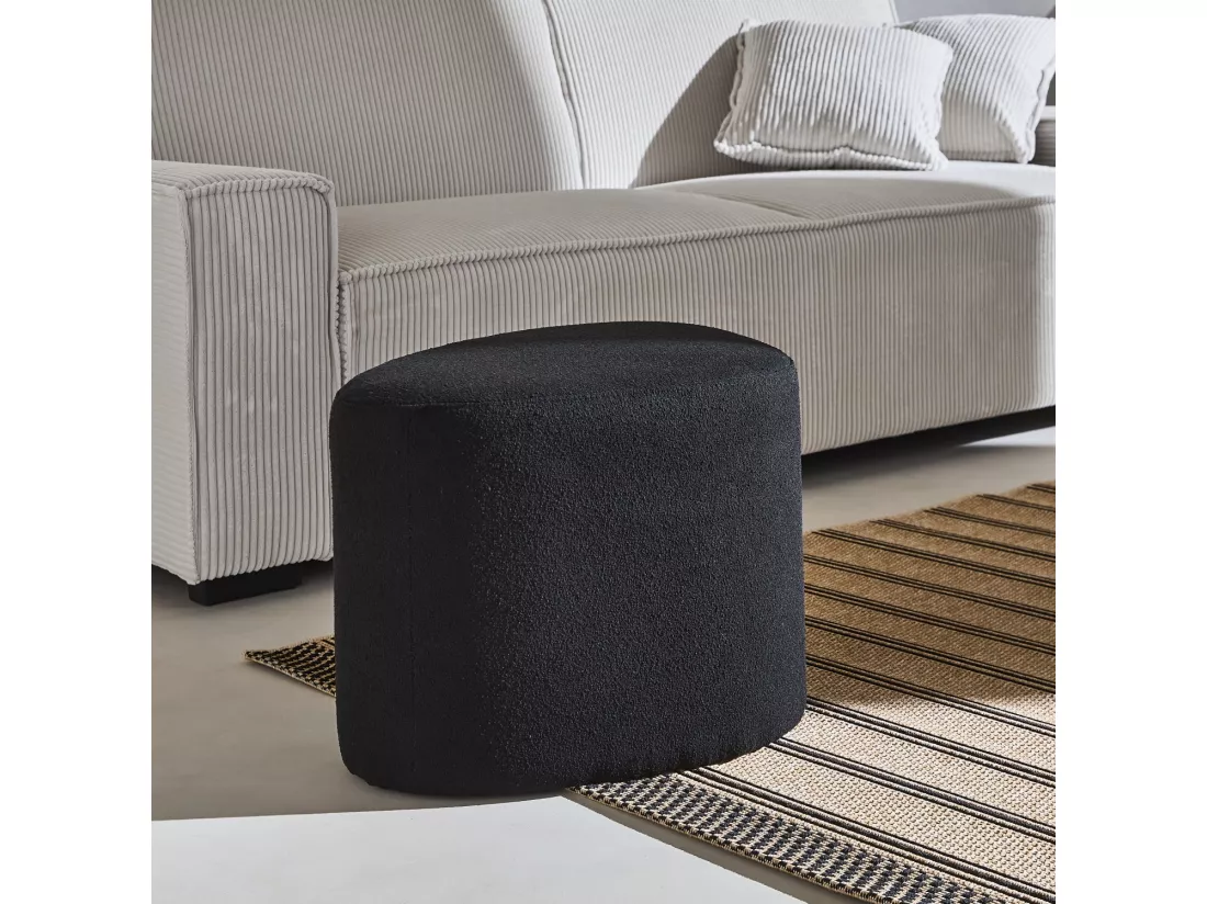 tabouret. pouf en forme de galet en tissu noir. TAO L 60 x P 44 x H 40cm
