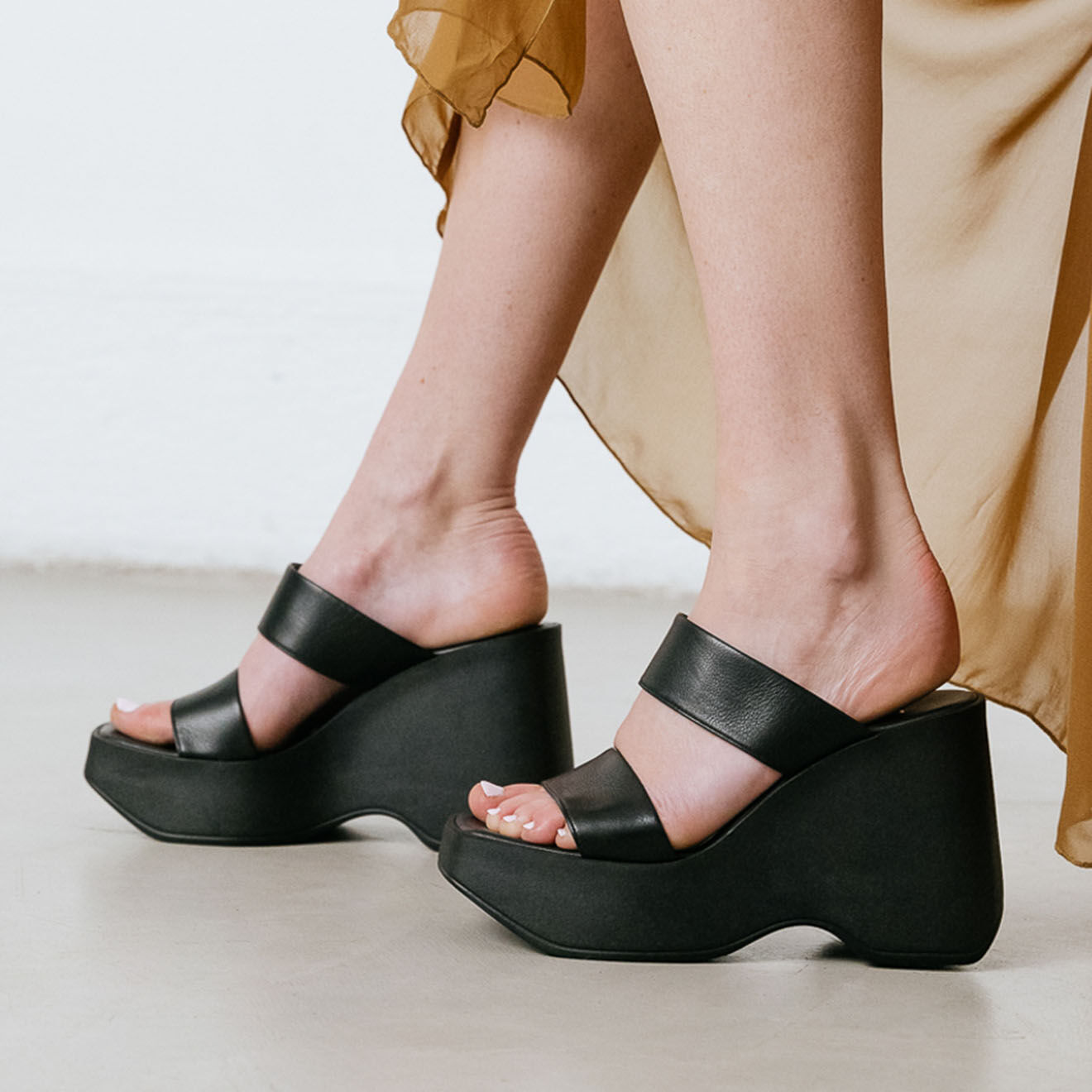 Jonak Mules en Cuir Priscilla noires - Talon 10 cm